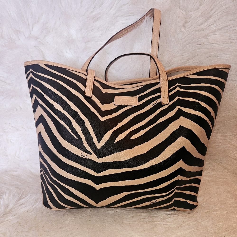 Coach tote